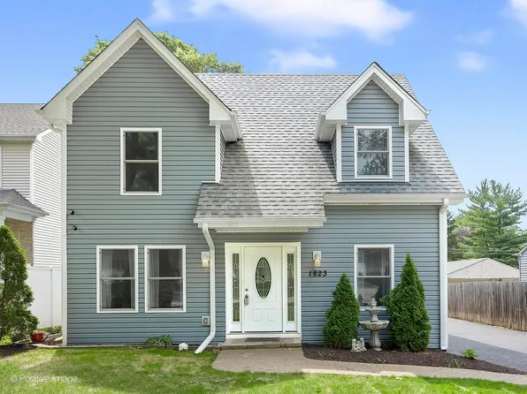 1823 S 4th Pl, St Charles, IL 60174