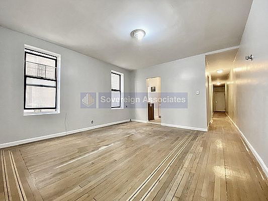 1st image of 570 W 156th St #36
