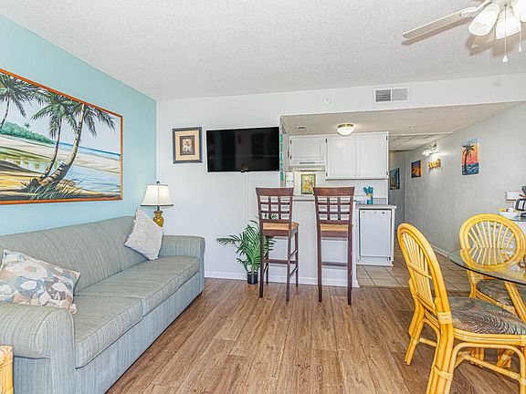 3rd image of 2310 N Ocean Blvd. #507