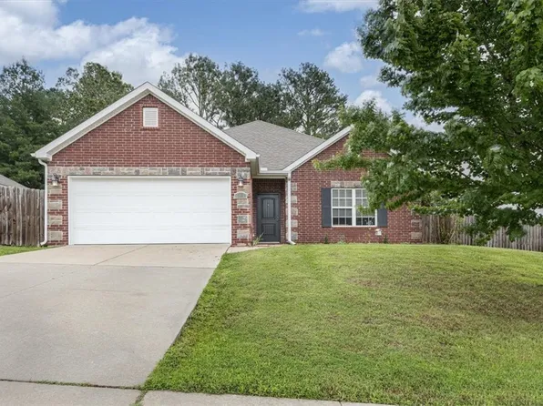 3001 Hook Ln, Farmington, AR 72730