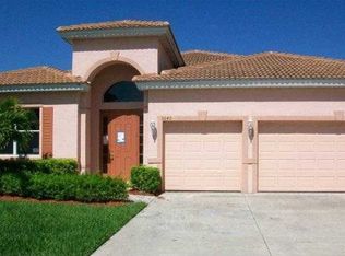 3040 Lake Manatee Ct, Cape Coral, FL 33909