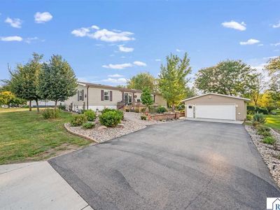 151 S Hunt St, Lake Crystal, MN, 56055