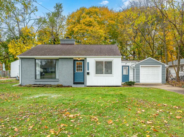 1123 Clearview St, Kalamazoo, MI 49048
