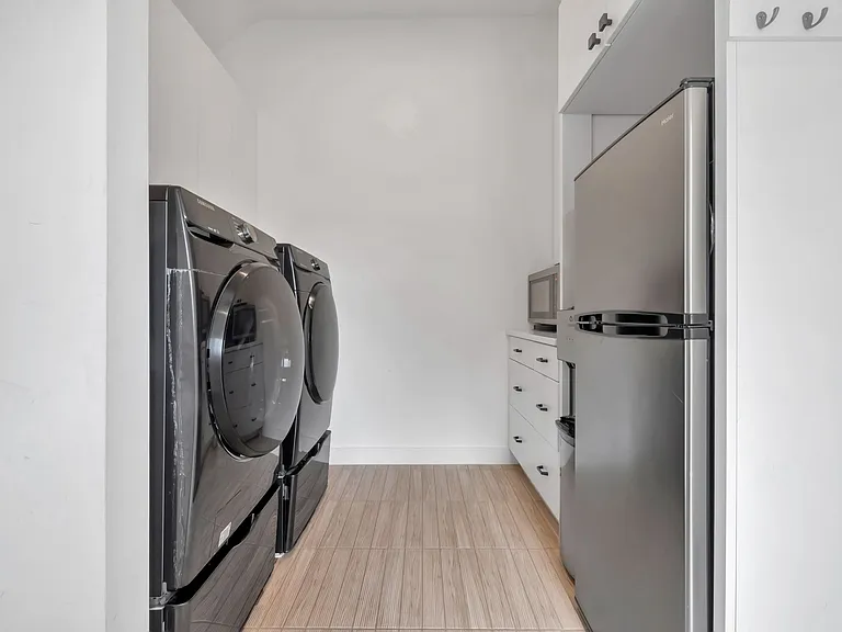 11248 Jamestown Rd — Photo 12