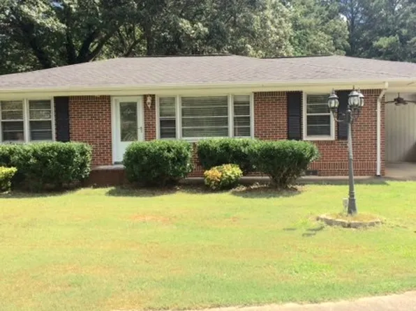 695 Bowdon St, Tallapoosa, GA 30176