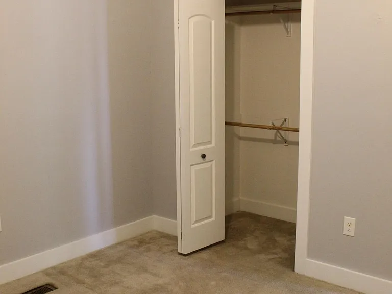 628 Lexington Ave #5 — Photo 6