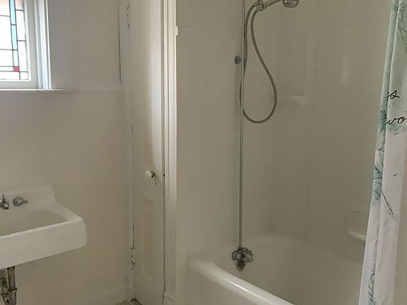 4th image of 4617 Louisiana Ave