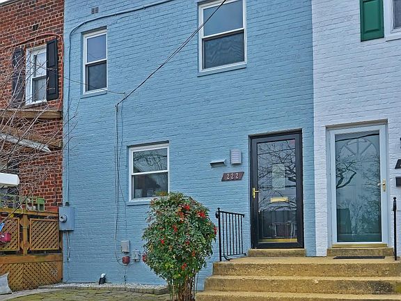 2nd image of 222 Tennessee Ave
