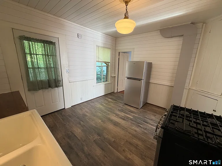 31 Woodruff Ave #1 — Photo 3