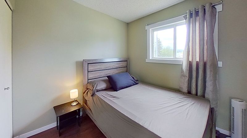 Hinton Apartment for rent - 3 Bedrooms — photo 8