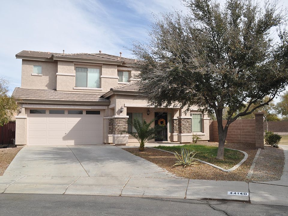 1st image of 44140 W Sedona Trl