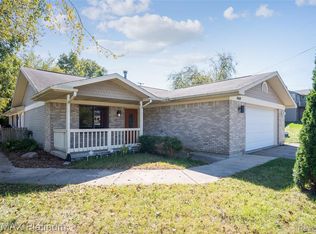 1869 S Hughes Rd, Brighton, MI 48114