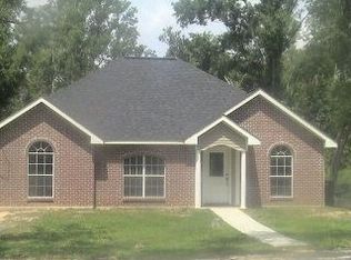 1771 Bouie Rd, Carriere, MS 39426