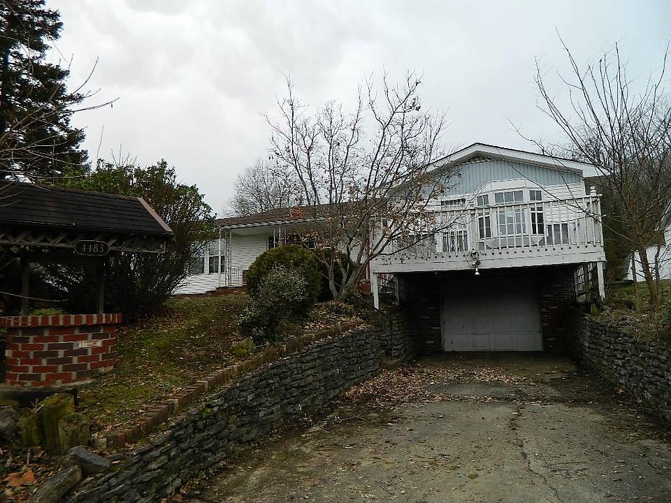 1st image of 4483 Woodland Ave