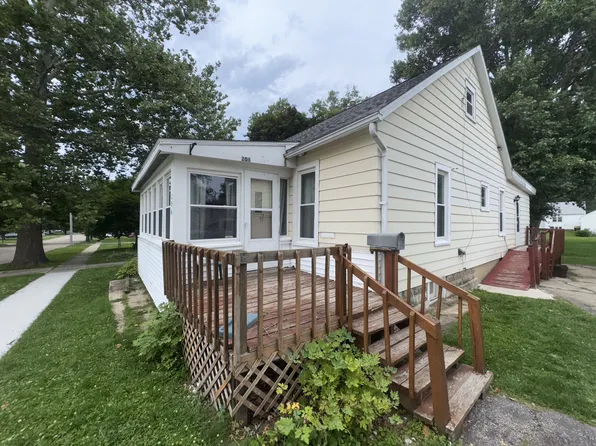 206 W Main St, Mount Morris, IL 61054