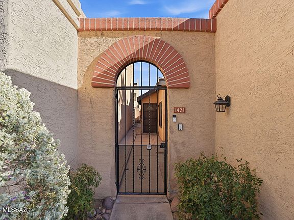 2nd image of 1421 W Calle Plomo