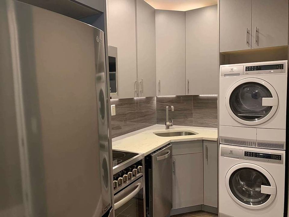 1st image of 234 E 116th St APT 16
