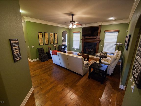 5th image of 2404 Bordeaux Pl