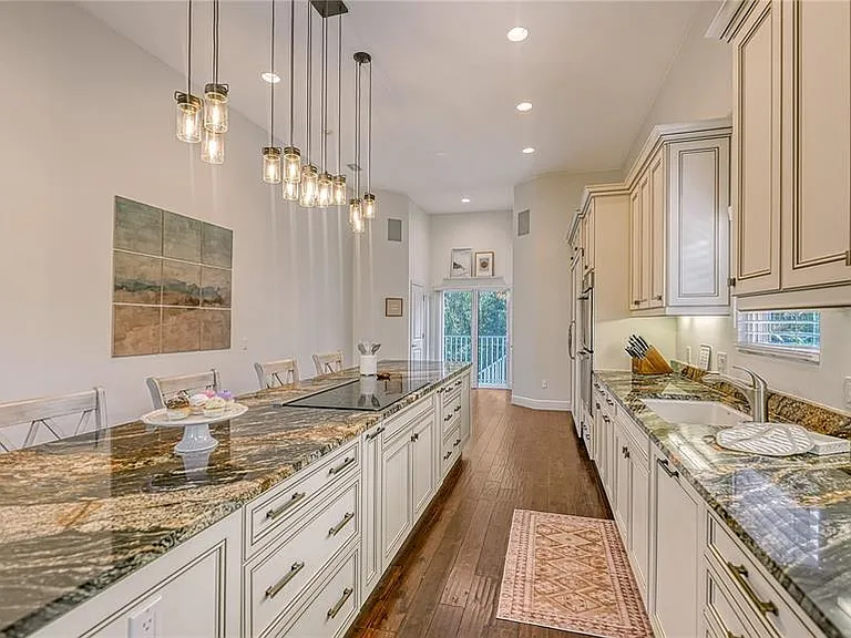 1145 Horizon View Dr — Photo 16