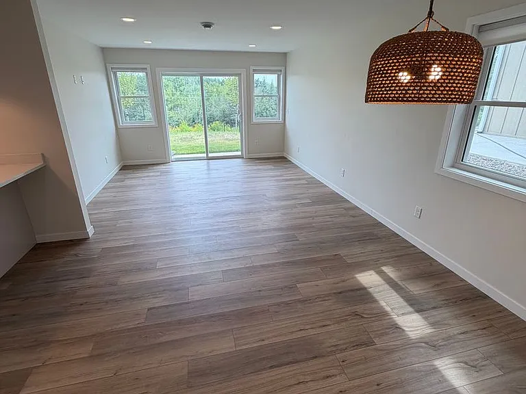 2104 Cottage Hill Cir — Photo 9