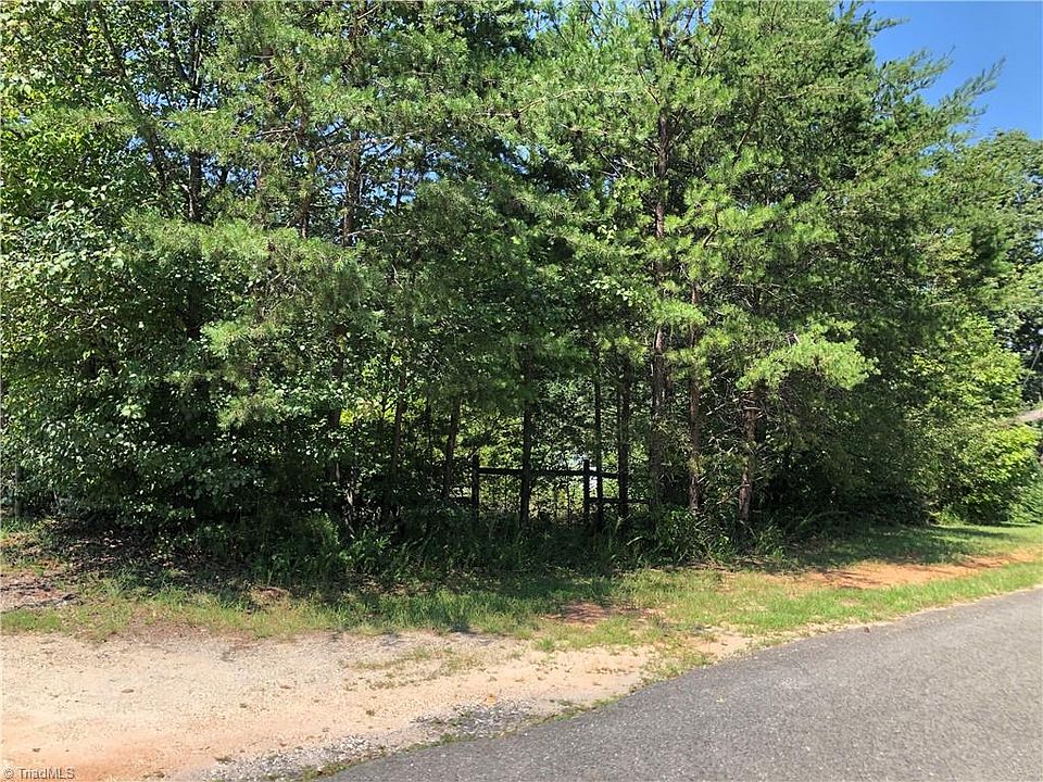 2nd image of 0 Sycamore Dr