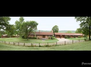 978 Nc 1845, Huntsville, AR 72740