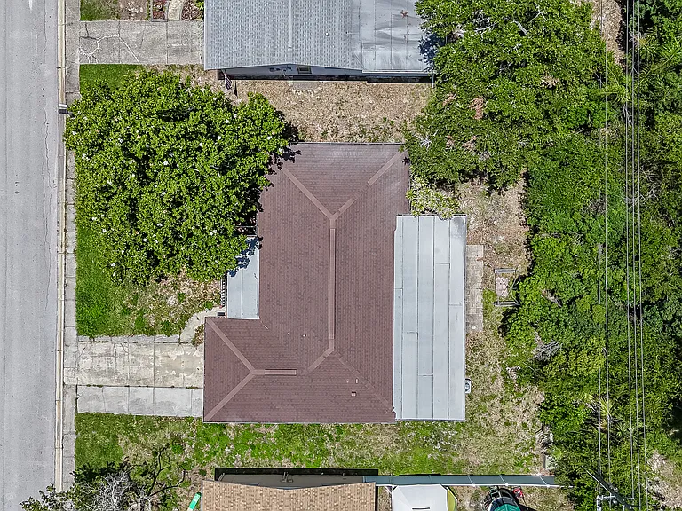 7911 Foxwood Dr — Photo 31