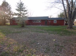 1310 Old Gallatin Rd, Scottsville, KY 42164
