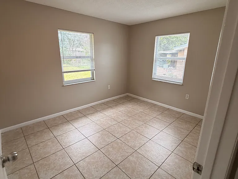4622 Date Palm Dr — Photo 7