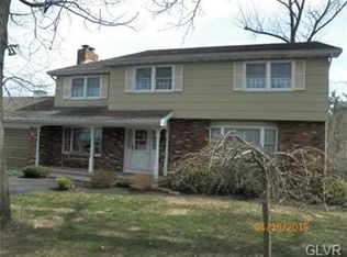 332 Paxinosa Rd W, Easton, PA 18040