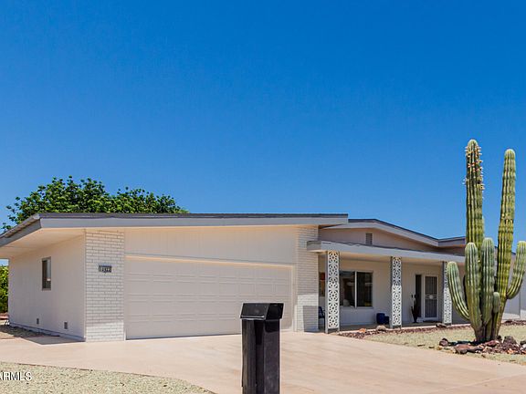 2nd image of 10922 W GRANADA Drive