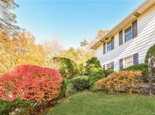 287 Pinebrook Blvd, New Rochelle, NY 10804