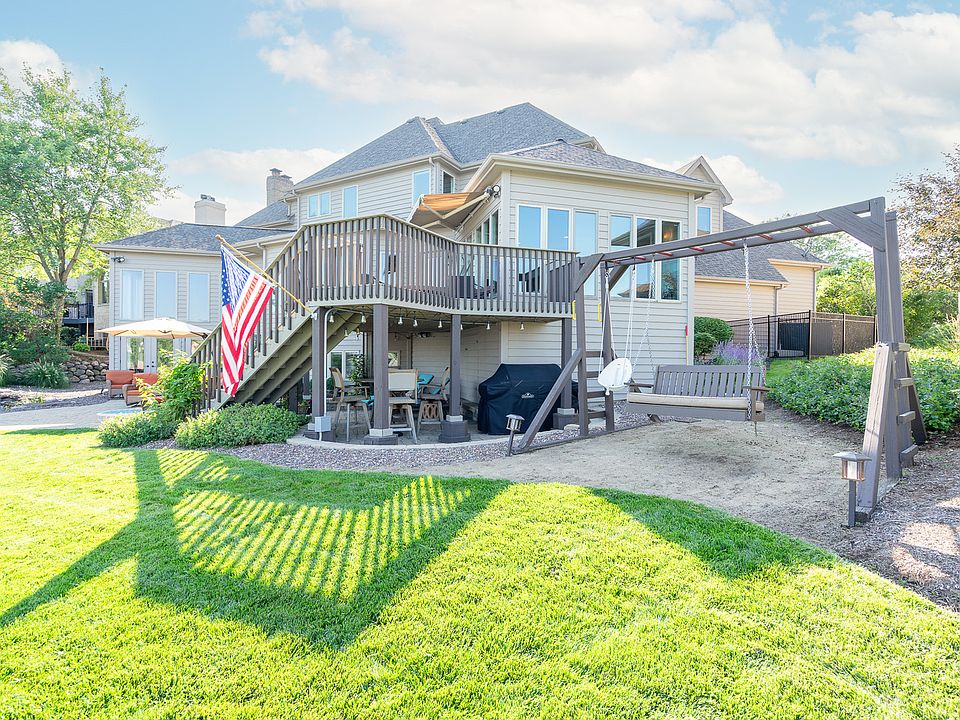 2nd image of 13237 Lakeshore Dr