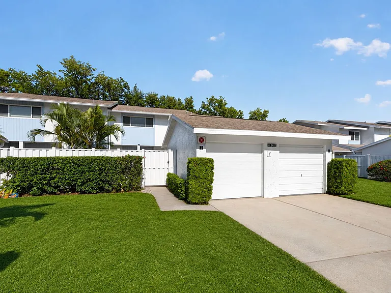 6497 Cape Hatteras Way NE #3 — Photo 32