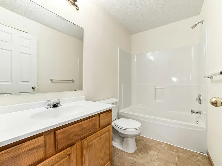 15726 Frisian Ln — Photo 36