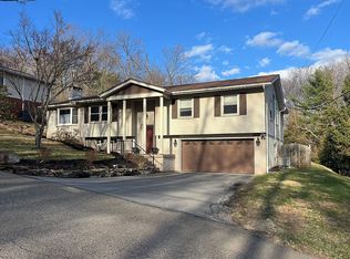 613 Country Club Dr, Bloomsburg, PA 17815