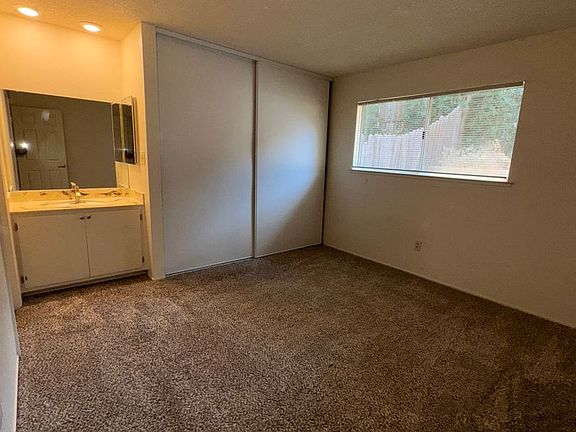 4th image of 5324 Bellflower Way #5326