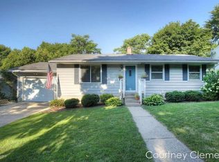 1139 Houseman Ave NE, Grand Rapids, MI