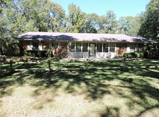 199 Craven Dr, Kilgore, TX 75662