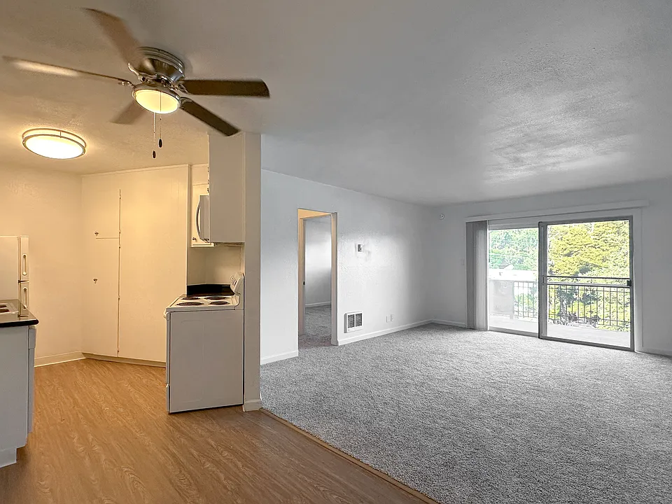 1821 Lincoln Ave #315A