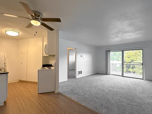 1821 Lincoln Ave Photo 1