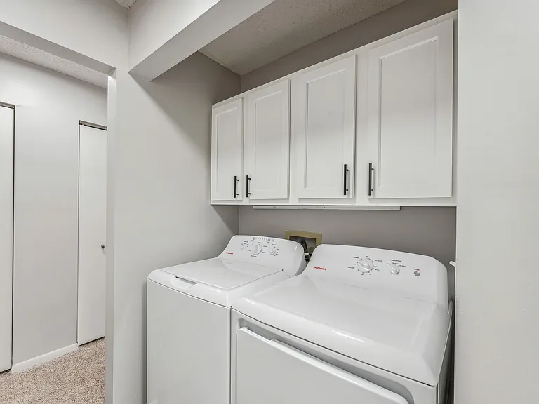Washer and Dryer 2 Bedroom Garden Apartment
