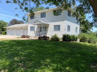 103 Courtland Dr, Clifton, KS 66937