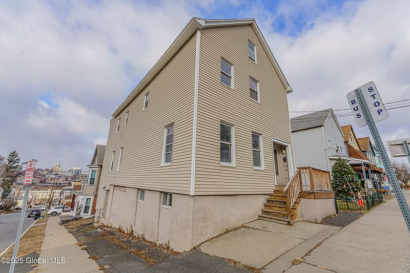 2nd image of 1001 3rd Street