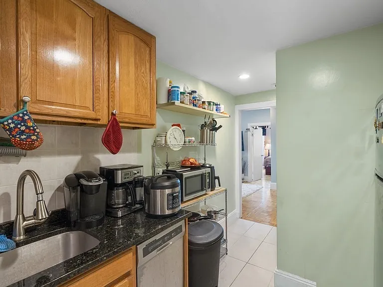 56 Park Vale Ave #12 — Photo 3