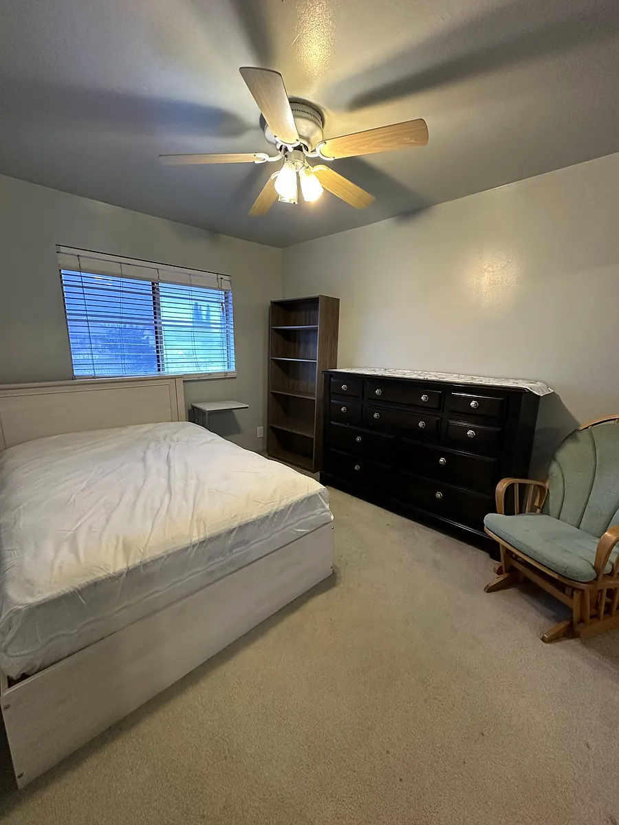 Building Photo - 24251 Muirlands Blvd #1