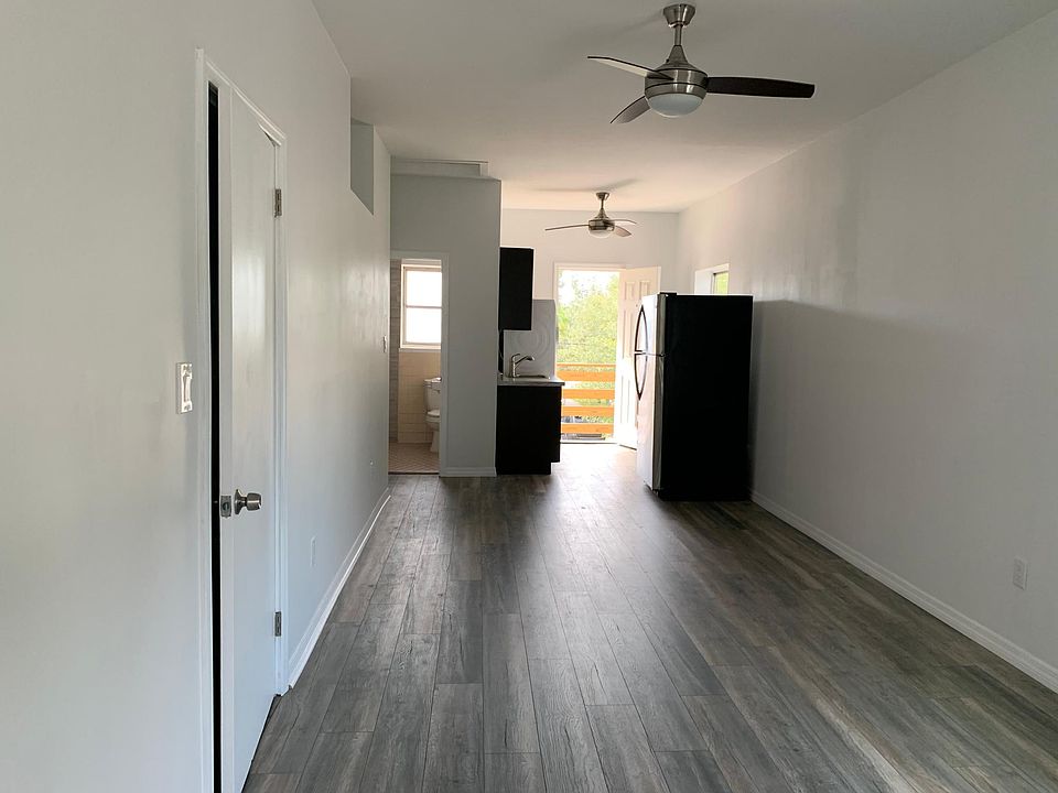 2nd image of 2324 Central Ave