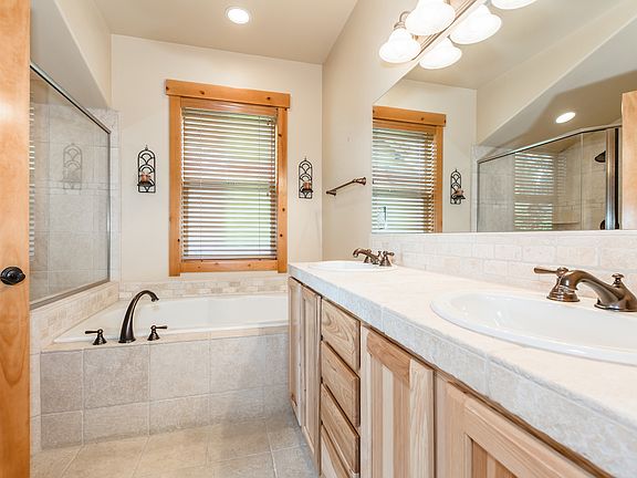 4th image of 10332 Kimque Ct