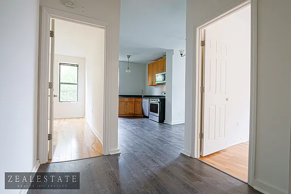 Rented by ZealEstate Group Inc | media 15