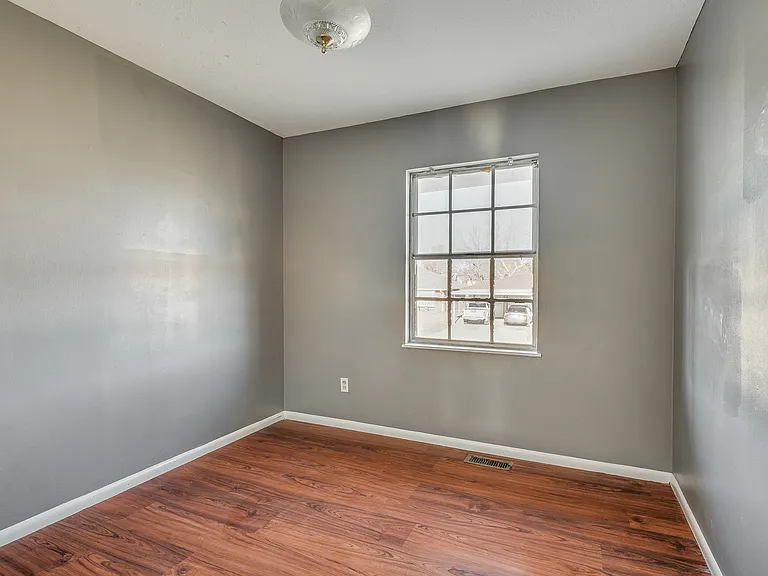 2520 SW 68th St — Photo 36